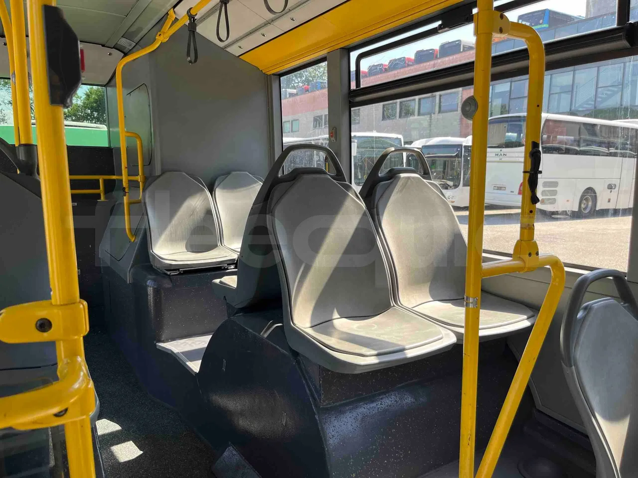 Mercedes-Benz Citaro G - armrest detail photo