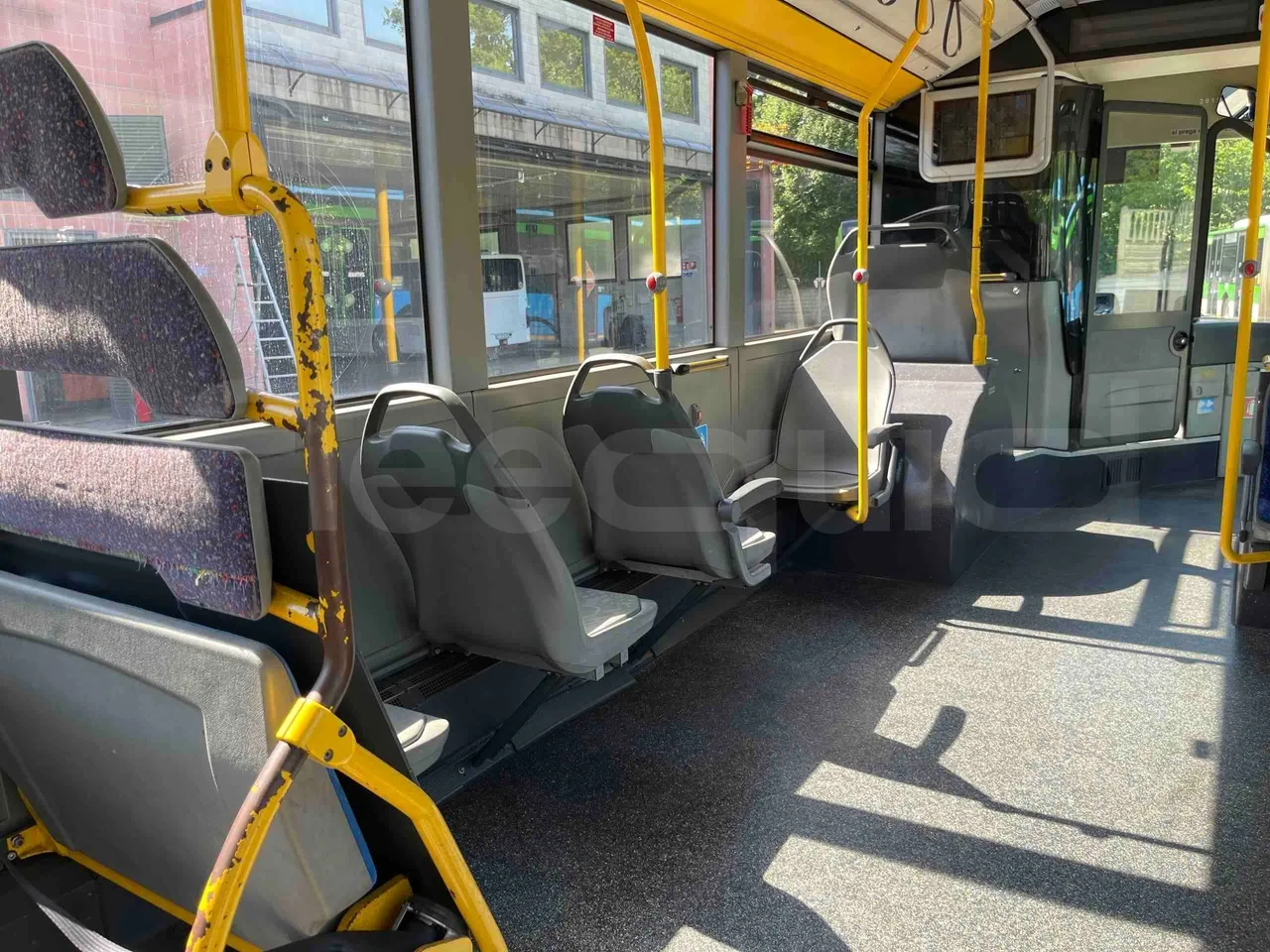 Mercedes-Benz Citaro G - mesh detail photo