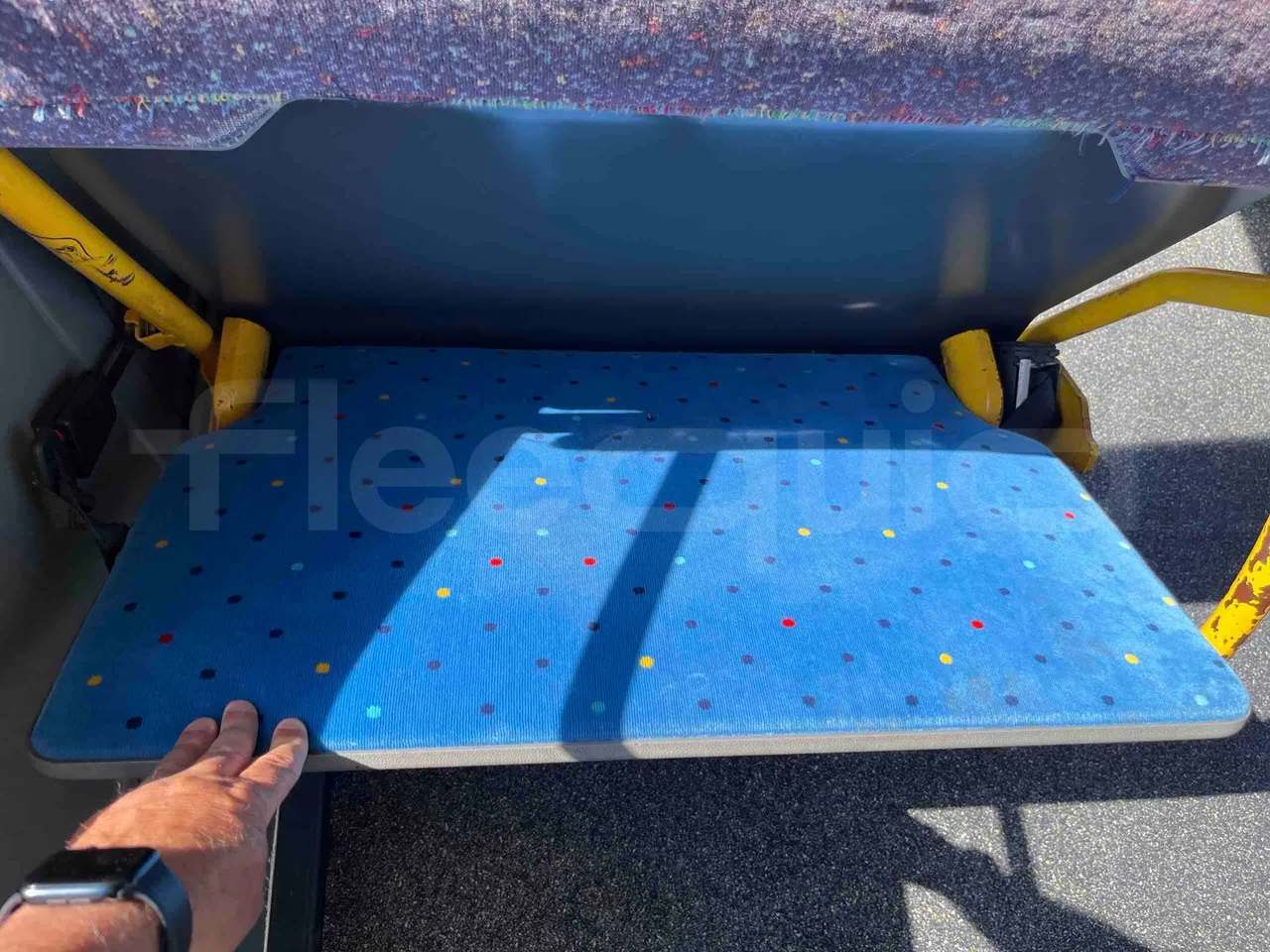Mercedes-Benz Citaro G - folding seat photo