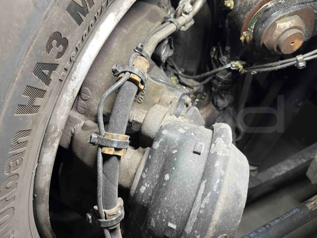 Mercedes-Benz Citaro G - front brake calipers right