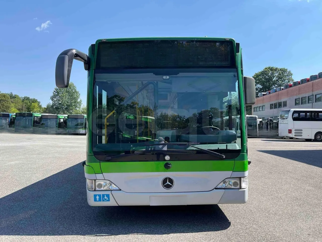 Mercedes-Benz Citaro G - front photo