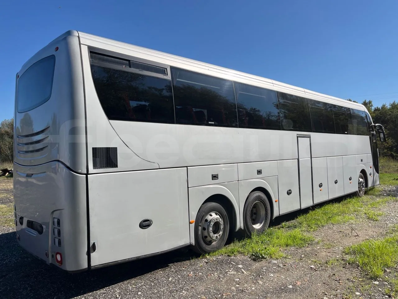 Volvo Barbi Genesis HDHV - Euro3 - 309kW - 13.810mt - 3/4 right rear doors closed