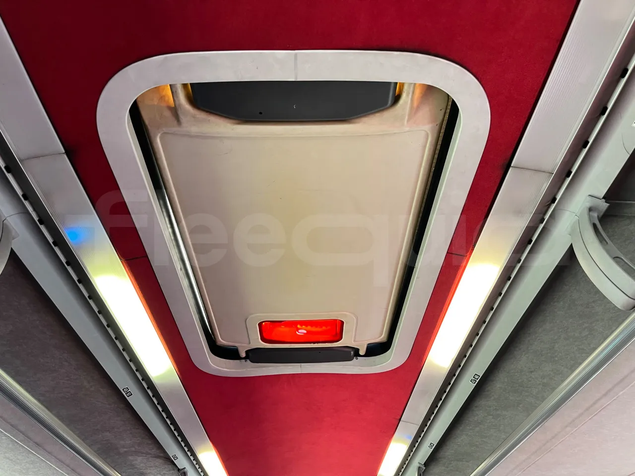 Volvo Barbi Genesis HDHV - Euro3 - 309kW - 13.810mt - roof hatch 1