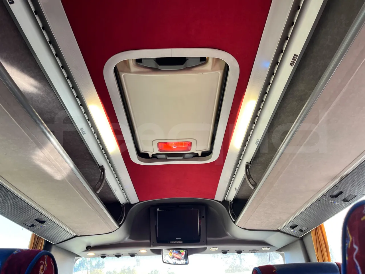 Volvo Barbi Genesis HDHV - Euro3 - 309kW - 13.810mt - roof hatch 2