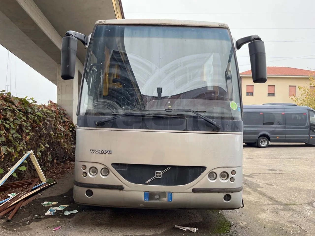 Volvo Barbi Genesis B12-60 38 - EUR2 - 279kW - 12m - front photo