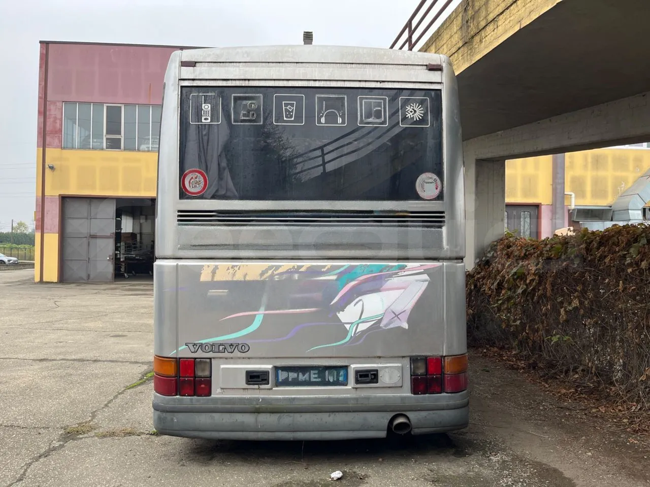 Volvo Barbi Genesis B12-60 38 - EUR2 - 279kW - 12m - rear hatch closed