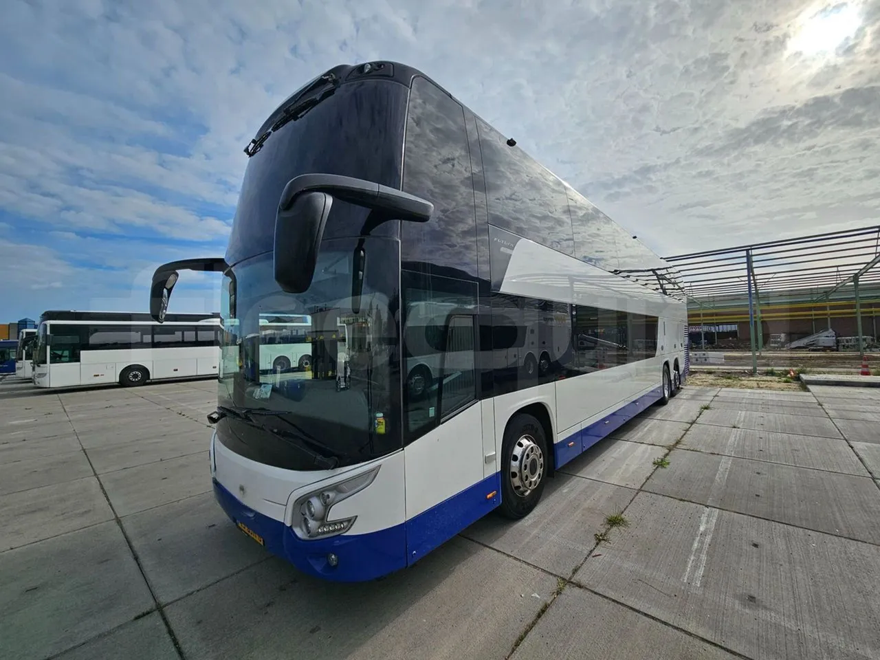 Vdl Futura FDD2-141/510-EUR6 - 375kW - 14.145m - 3/4 front left (mandatory for bus to scrap)