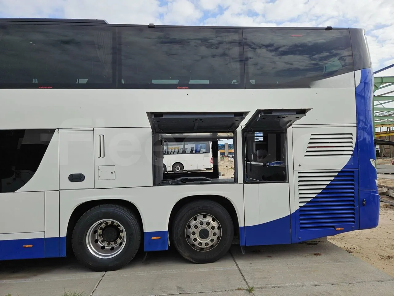Vdl Futura FDD2-141/510-EUR6 - 375kW - 14.145m - luggage rack photo