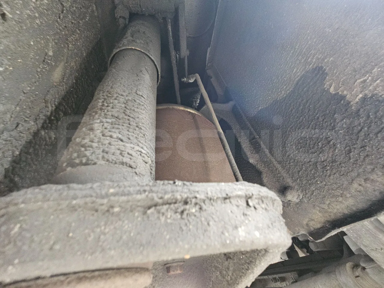Vdl Futura FDD2-141/510-EUR6 - 375kW - 14.145m - axel 3 shock absorbers 1 left