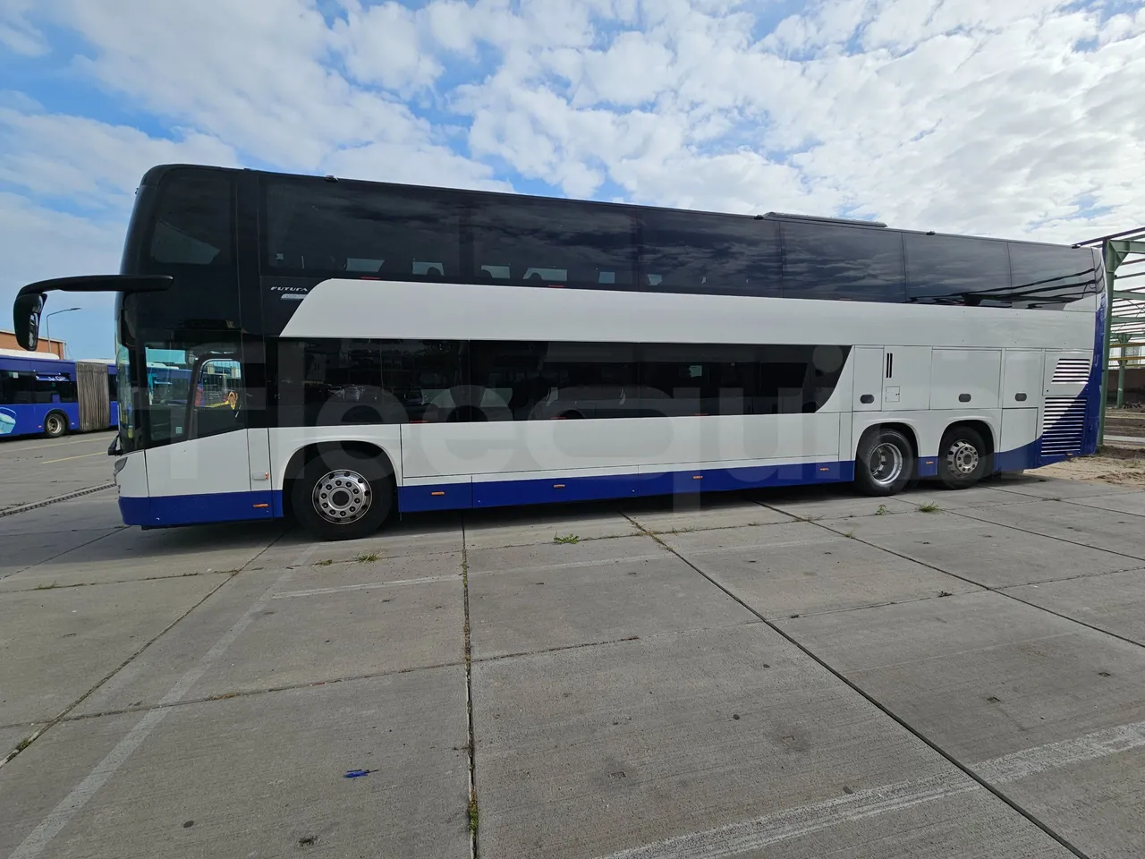 Vdl Futura FDD2-141/510-EUR6 - 375kW - 14.145m - left side photo