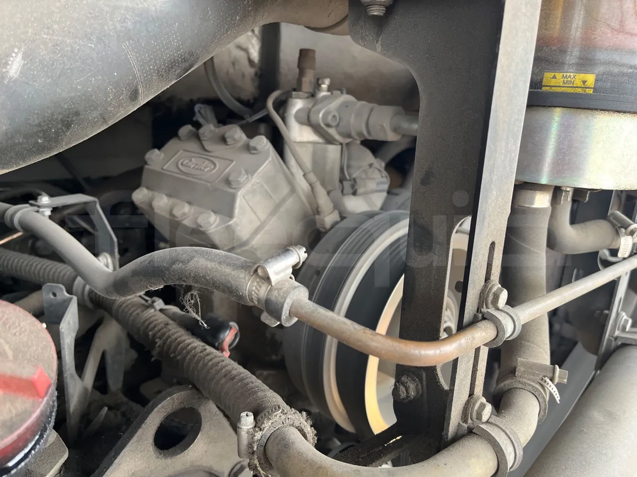 Mercedes-Benz OC500LE 1830H - EUR4 - 220kW -13.200m - air conditioning compressor