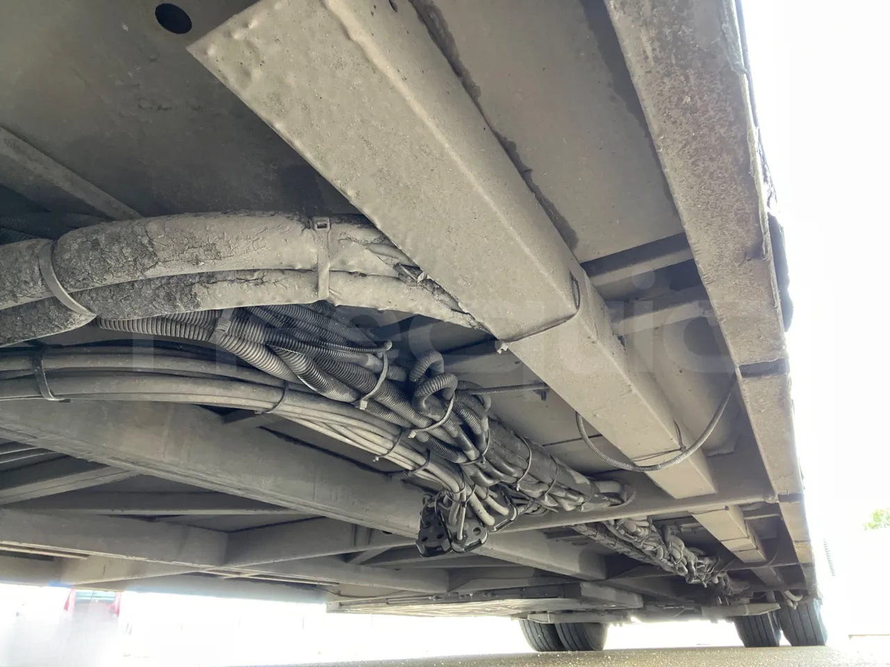 Mercedes-Benz OC500LE 1830H - EUR4 - 220kW -13.200m - axle 2 discs right