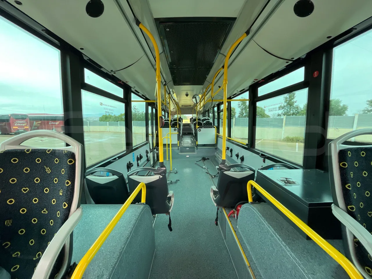 Mercedes-Benz OC500LE 1830H - EUR4 - 220kW -13.200m - door mechanism photo