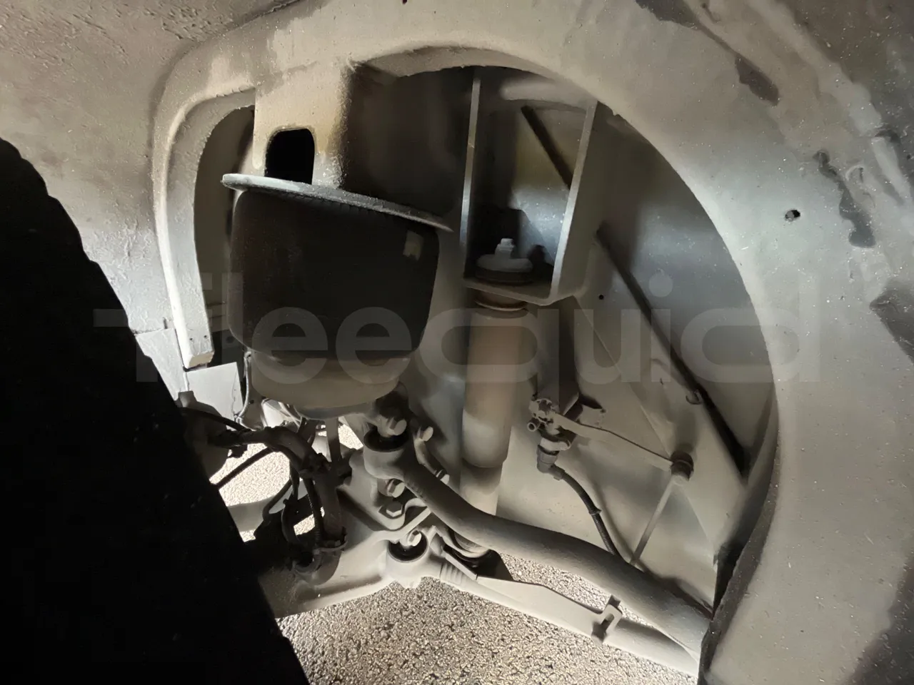 Mercedes-Benz OC500LE 1830H - EUR4 - 220kW -13.200m - front brake calipers right