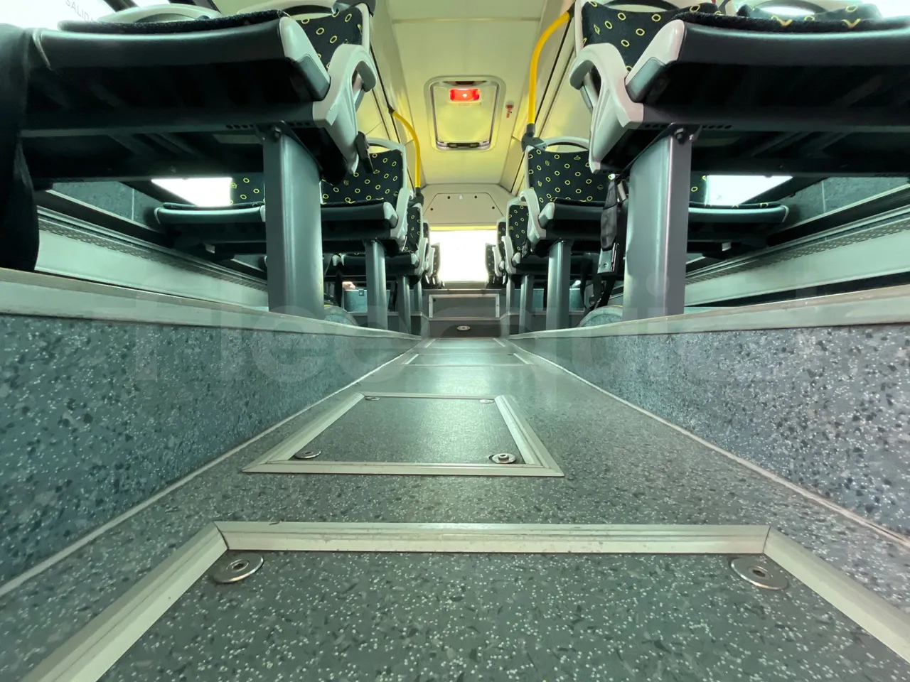 Mercedes-Benz OC500LE 1830H - EUR4 - 220kW -13.200m - roof hatch 1