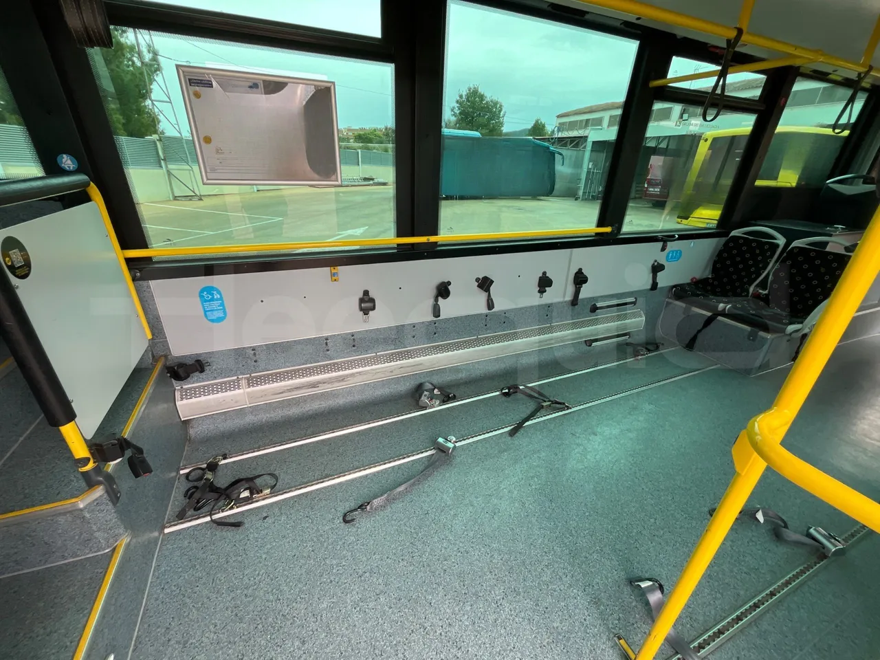 Mercedes-Benz OC500LE 1830H - EUR4 - 220kW -13.200m - roof hatch 3