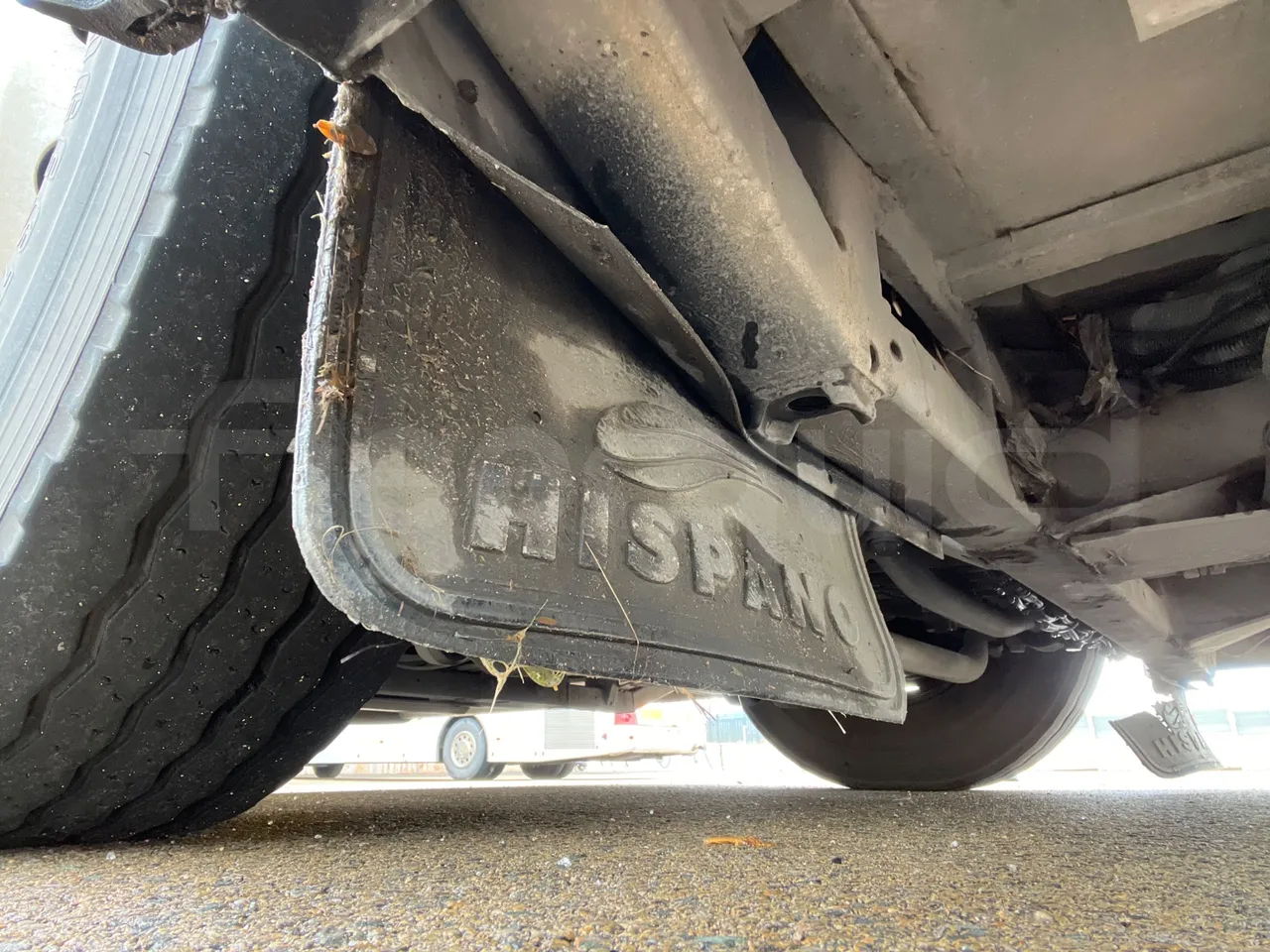 Mercedes-Benz OC500LE 1830H - EUR4 - 220kW -13.200m - central undercarriage photo