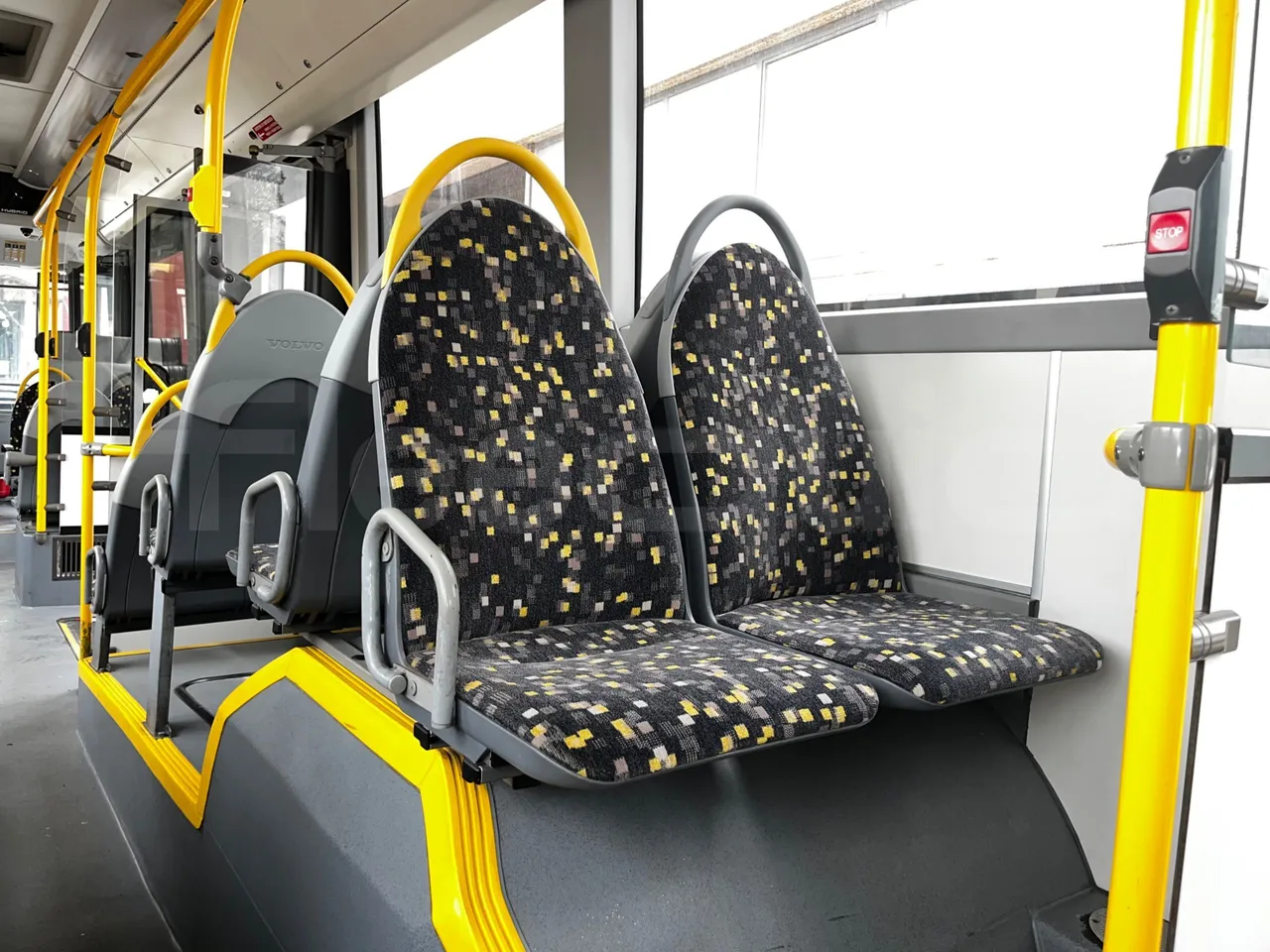 Volvo B4SC 7900  - Euro6 - 177kW - 12.134mt - single seat detail