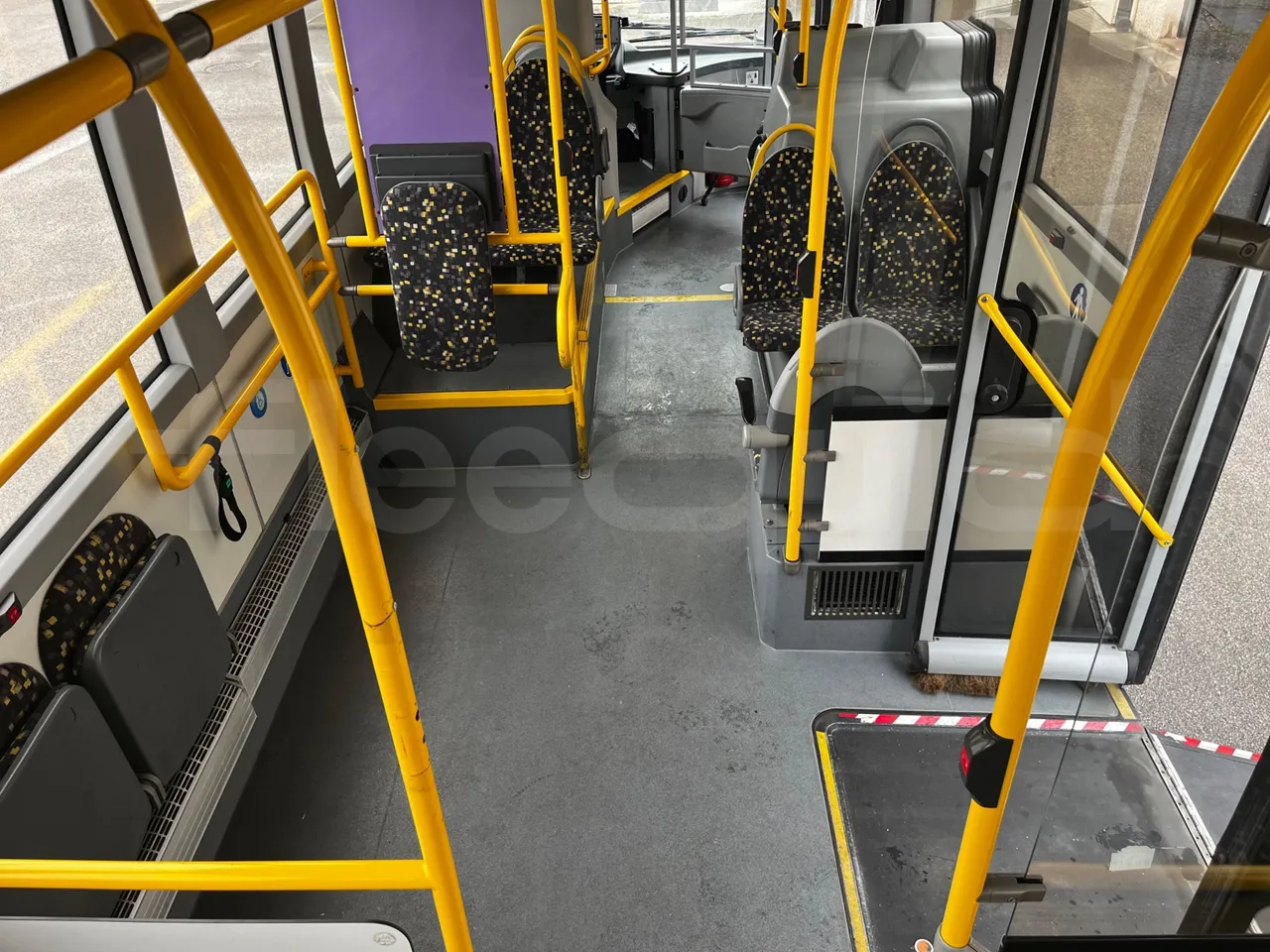 Volvo B4SC 7900  - Euro6 - 177kW - 12.134mt - disabled area photo