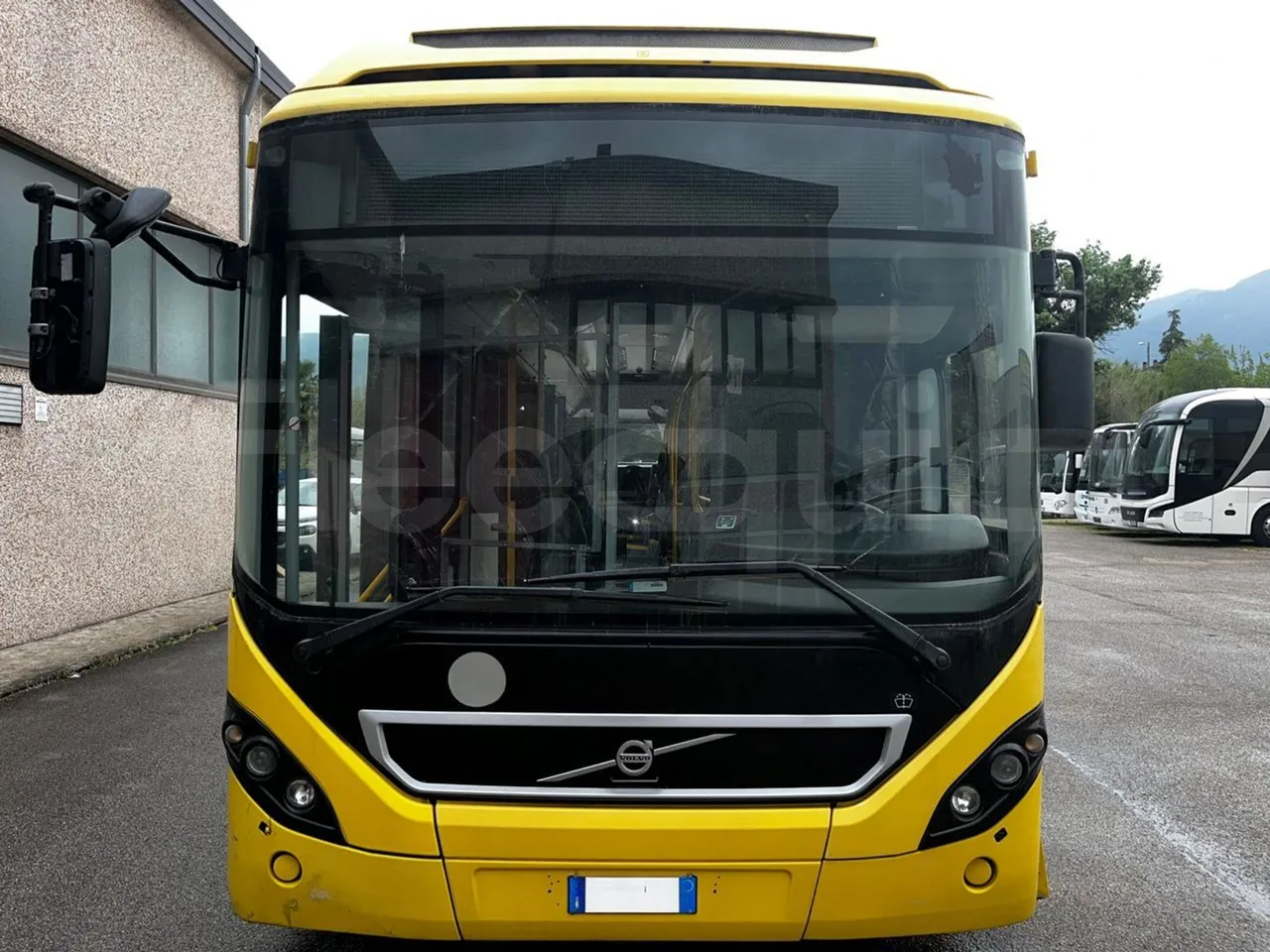 Volvo B4SC 7900  - Euro6 - 177kW - 12.134mt - front photo