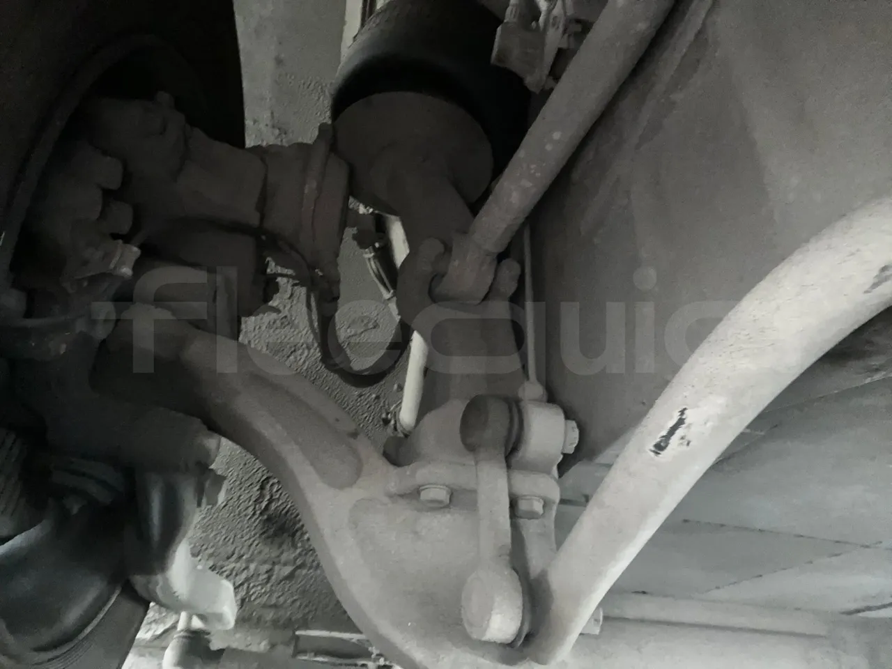 Volvo B4SC 7900  - Euro6 - 177kW - 12.134mt - front shock absorbers right