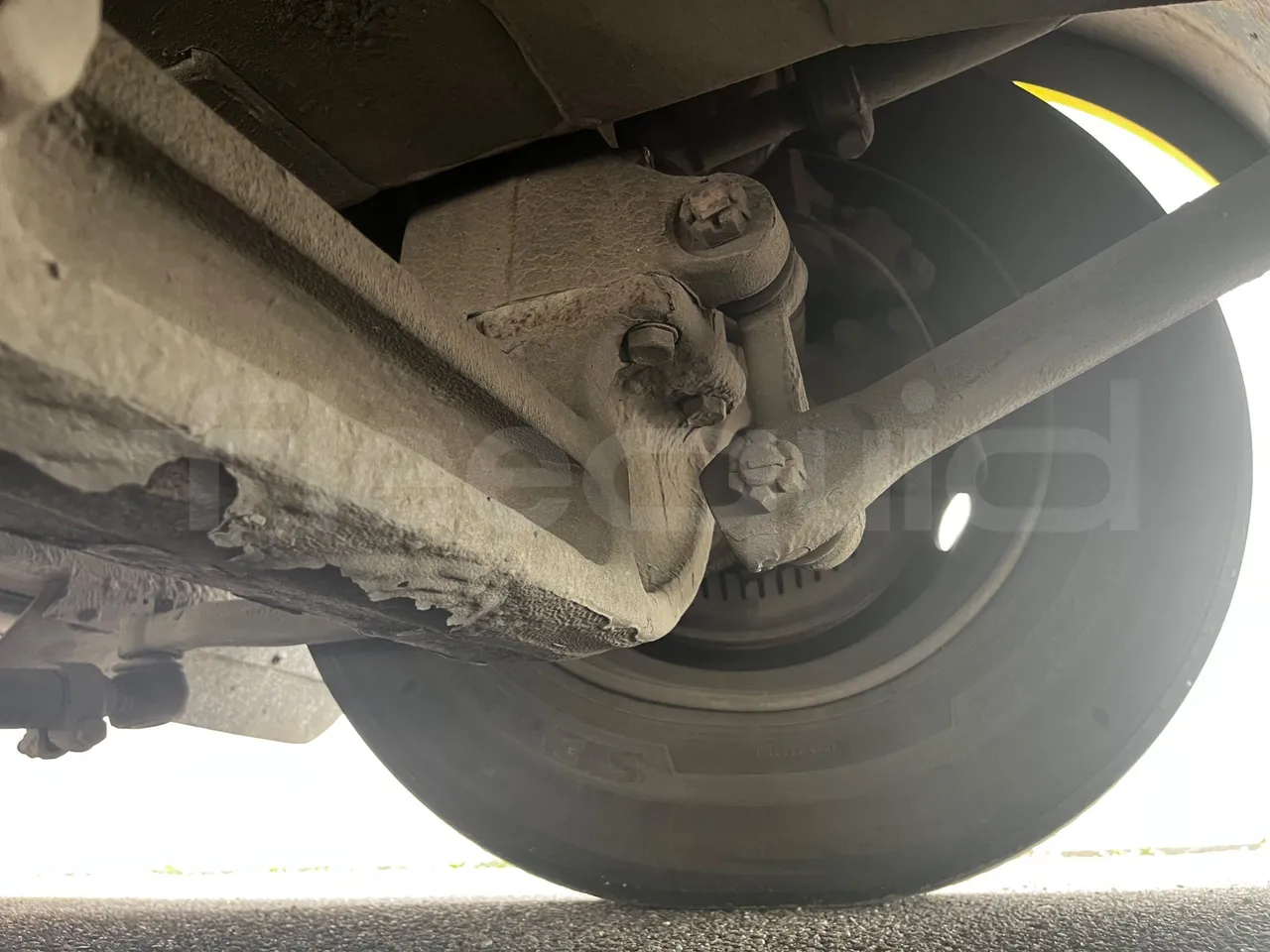 Volvo B4SC 7900  - Euro6 - 177kW - 12.134mt - front axle left side