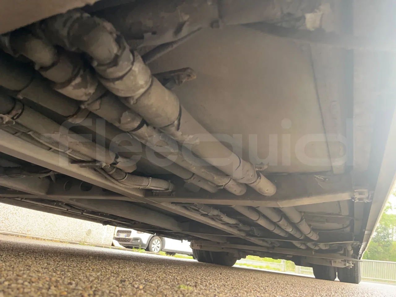 Volvo B4SC 7900  - Euro6 - 177kW - 12.134mt - central undercarriage photo