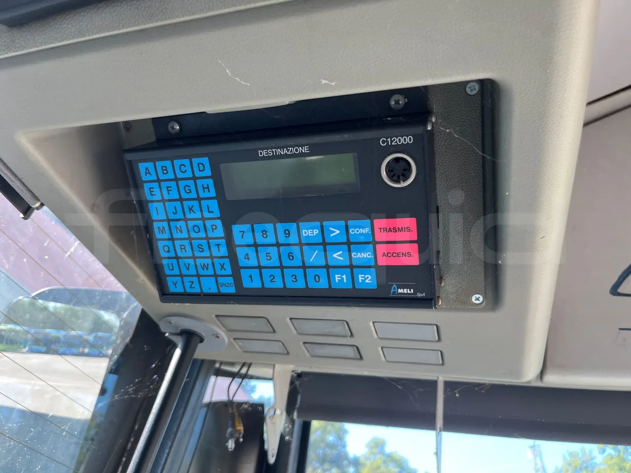 Mercedes-Benz Citaro G O530/Euro 4 - 260 Kw - 17,940 Mt - command unit indicators