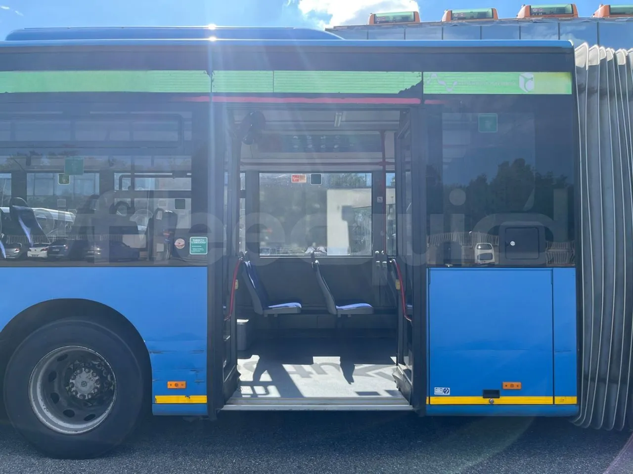 Mercedes-Benz Citaro G O530/Euro 4 - 260 Kw - 17,940 Mt - front door 3 open