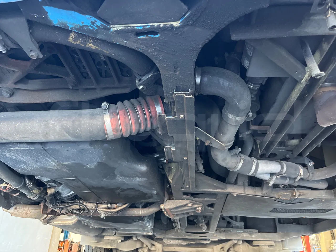 Mercedes-Benz Citaro G O530/Euro 4 - 260 Kw - 17,940 Mt - engine without protection