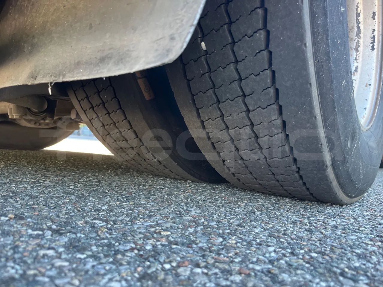 Mercedes-Benz Citaro G O530/Euro 4 - 260 Kw - 17,940 Mt - tread condition second axle tires right