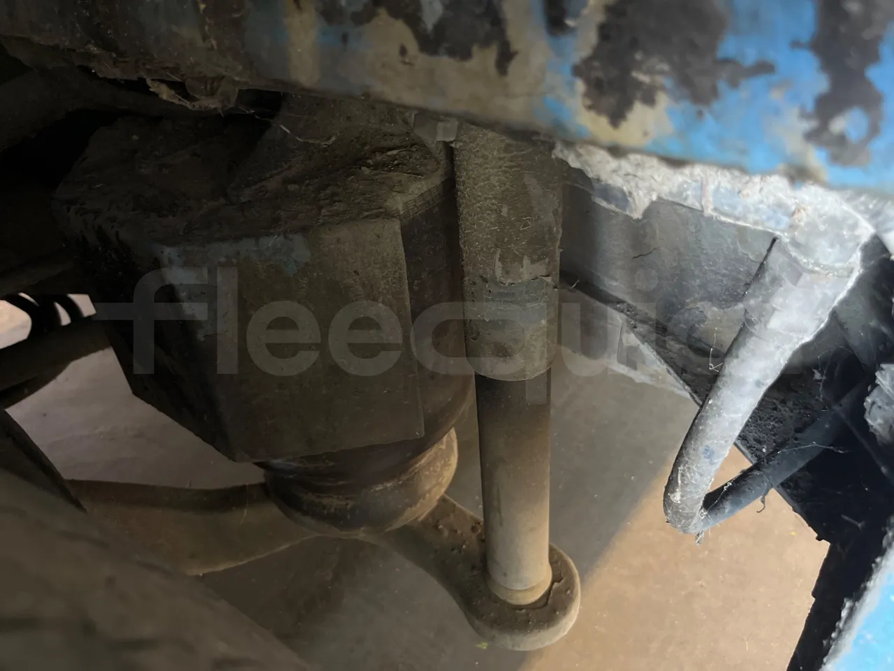 Mercedes-Benz Citaro G O530/Euro 4 - 260 Kw - 17,940 Mt - axle 2 shock absorbers 1 right
