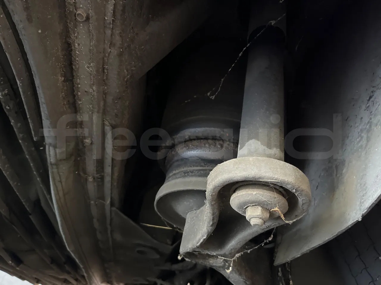 Mercedes-Benz Citaro G O530/Euro 4 - 260 Kw - 17,940 Mt - axle 2 shock absorbers 2 left