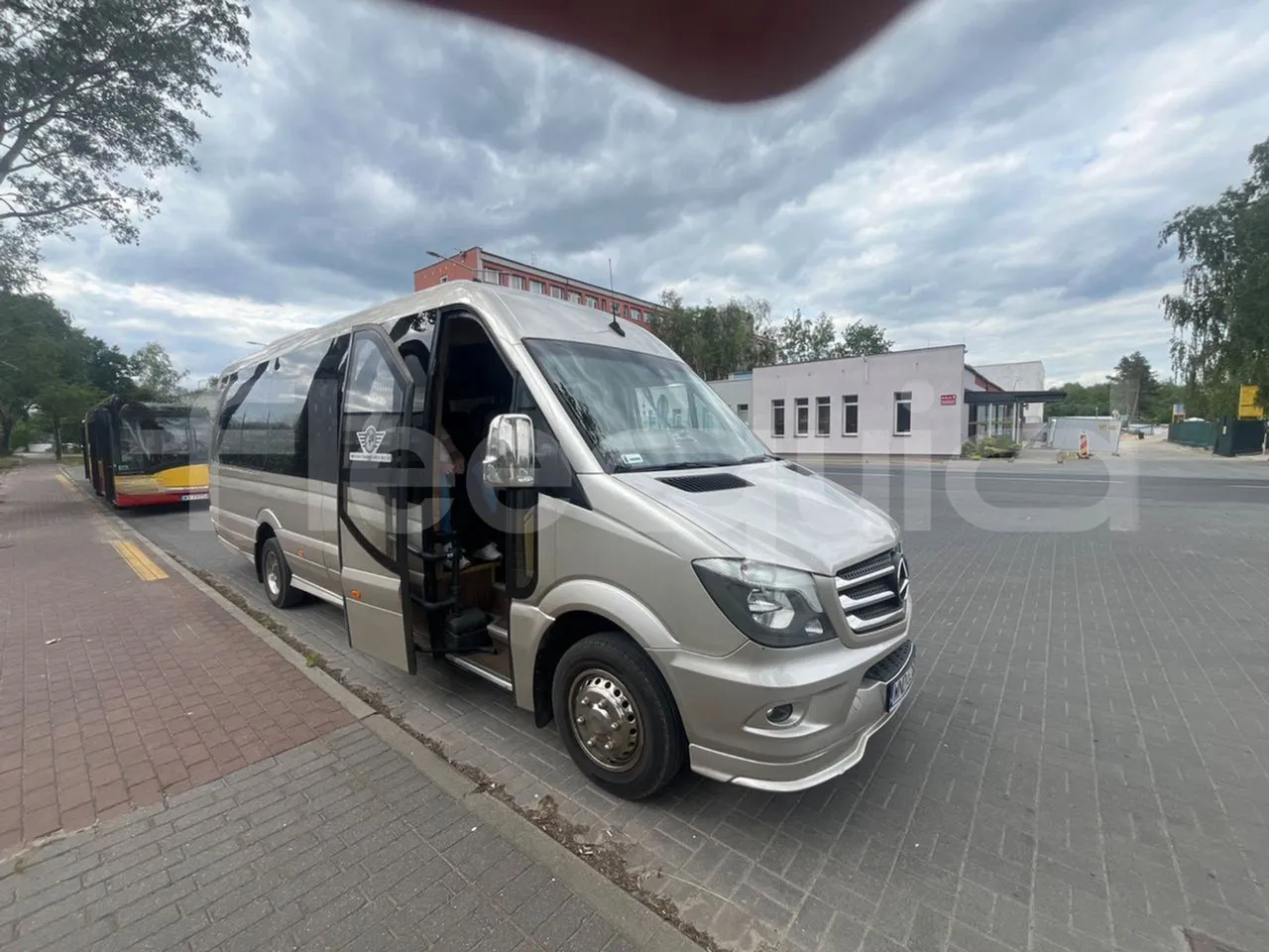 Mercedes-Benz Sprinter 519 CDI - Base cover photo