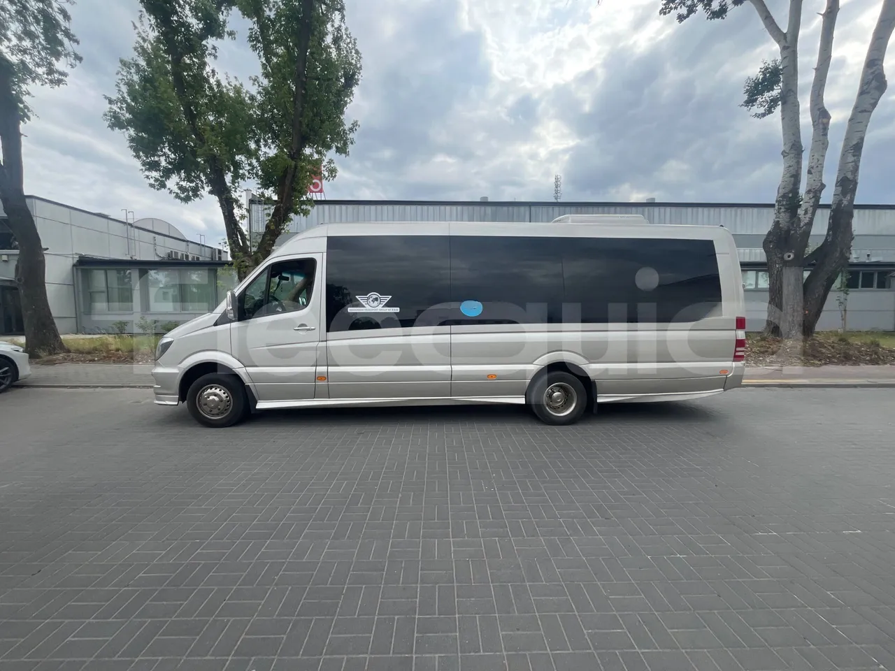 Mercedes-Benz Sprinter 519 CDI - external compartments photo