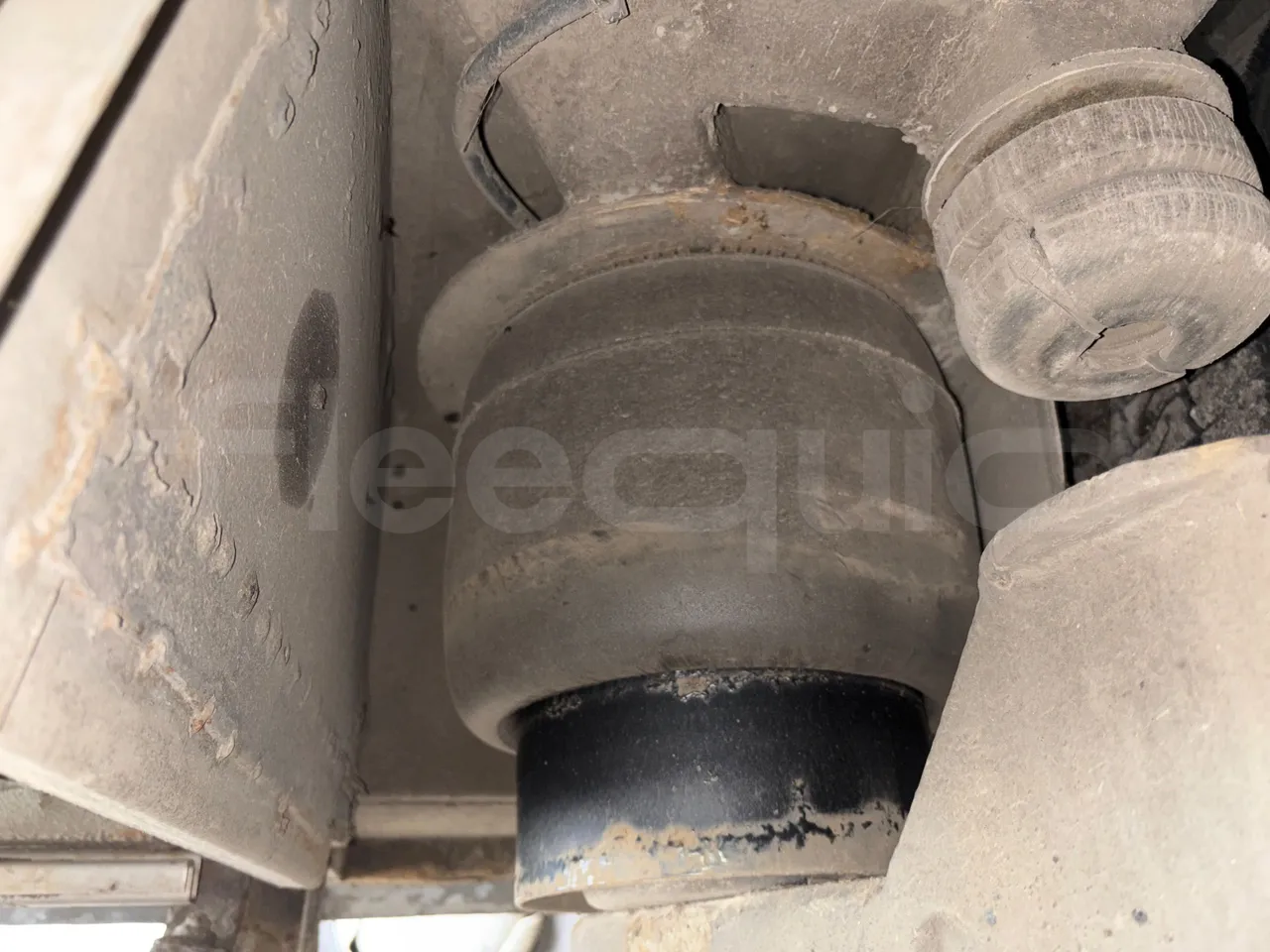 Mercedes-Benz Integro O550 447 N - EUR2 - 184kW - 12m - axel 2 air springs 2 left