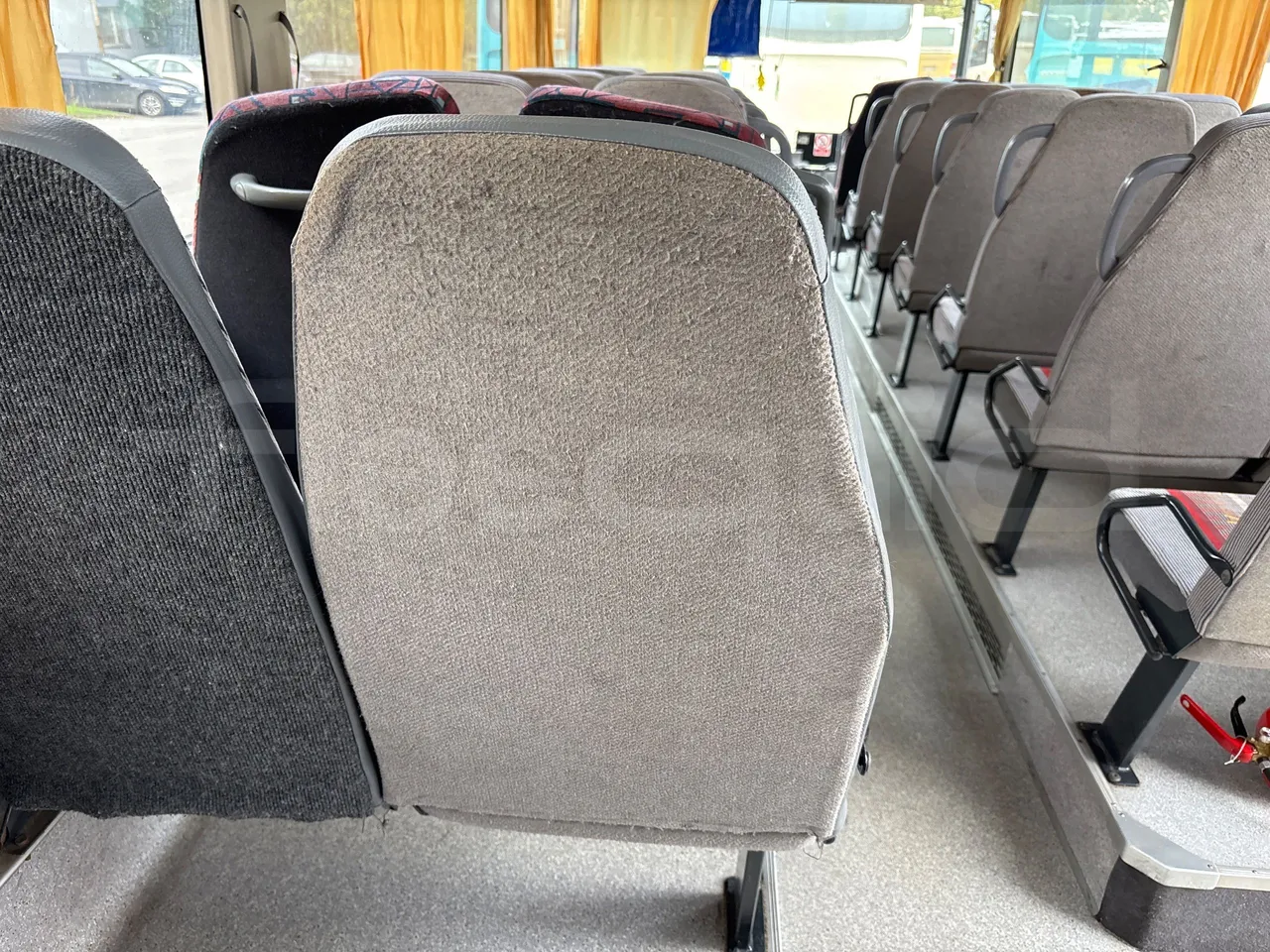 Mercedes-Benz Integro O550 447 N - EUR2 - 184kW - 12m - mesh detail photo