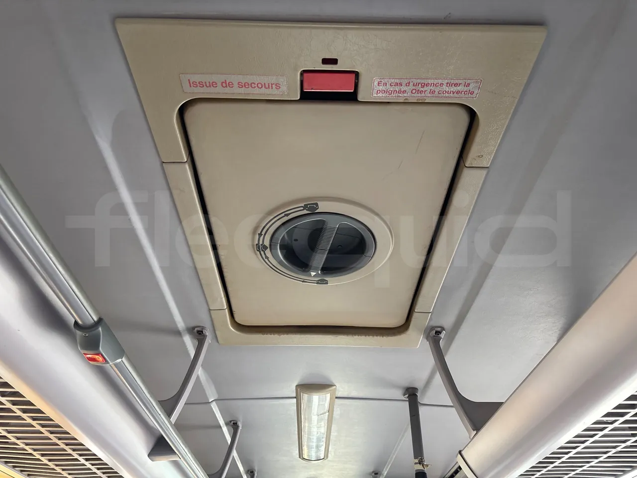 Mercedes-Benz Integro O550 447 N - EUR2 - 184kW - 12m - roof hatch 1