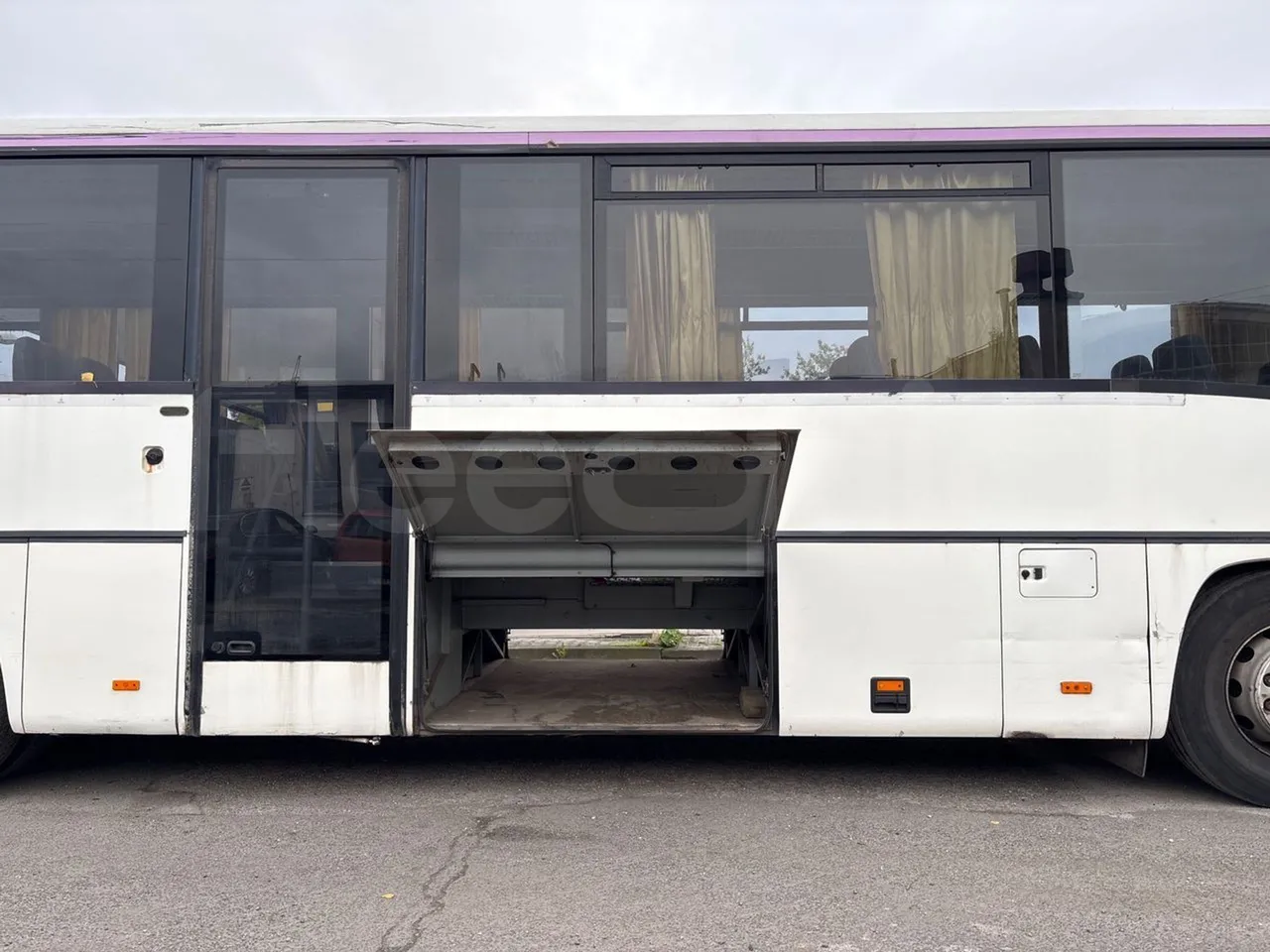 Mercedes-Benz Integro O550 447 N - EUR2 - 184kW - 12m - luggage rack photo