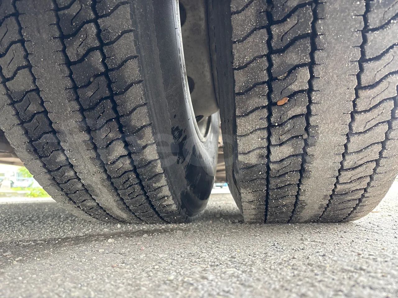 Mercedes-Benz Integro O550 447 N - EUR2 - 184kW - 12m - tread condition second axle tires right