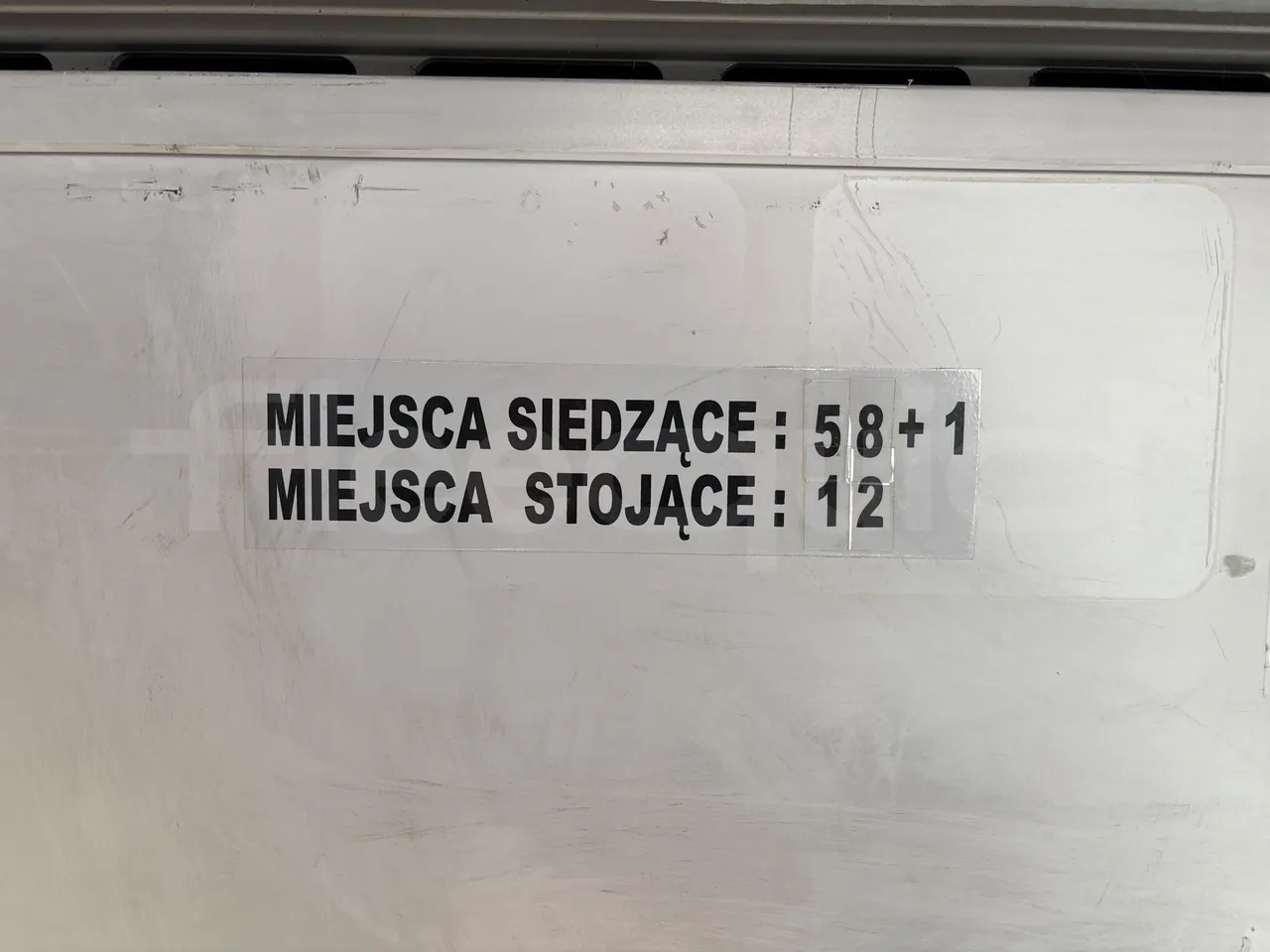 Mercedes-Benz Integro O550 447 N - EUR2 - 184kW - 12m - seat plate photo