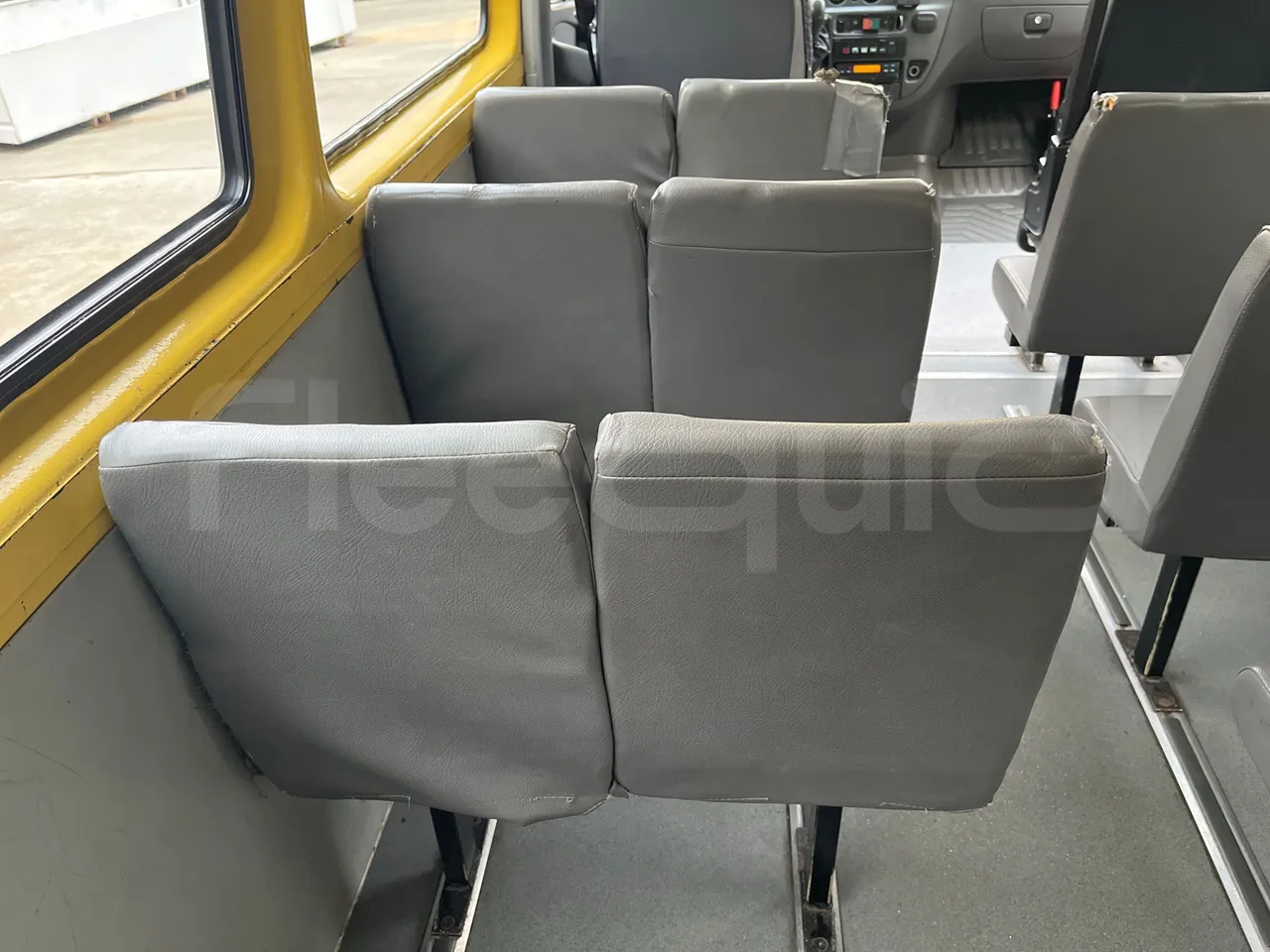 Mercedes-Benz Sprinter AGMB 413CDI - Euro 3 - 95 kW - 6.595 mt - mesh detail photo