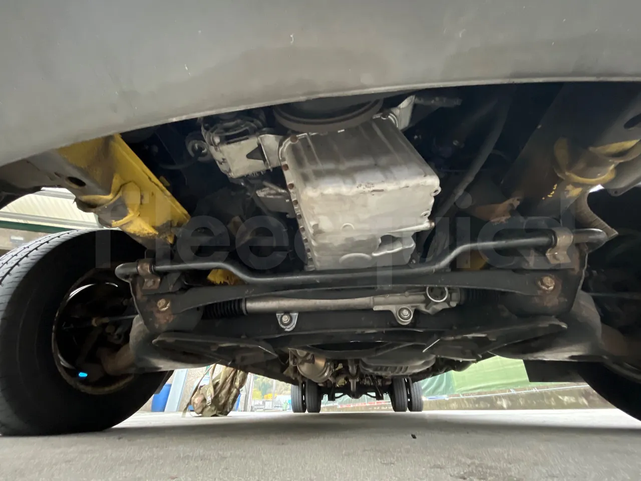 Mercedes-Benz Sprinter AGMB 413CDI - Euro 3 - 95 kW - 6.595 mt - front axle central