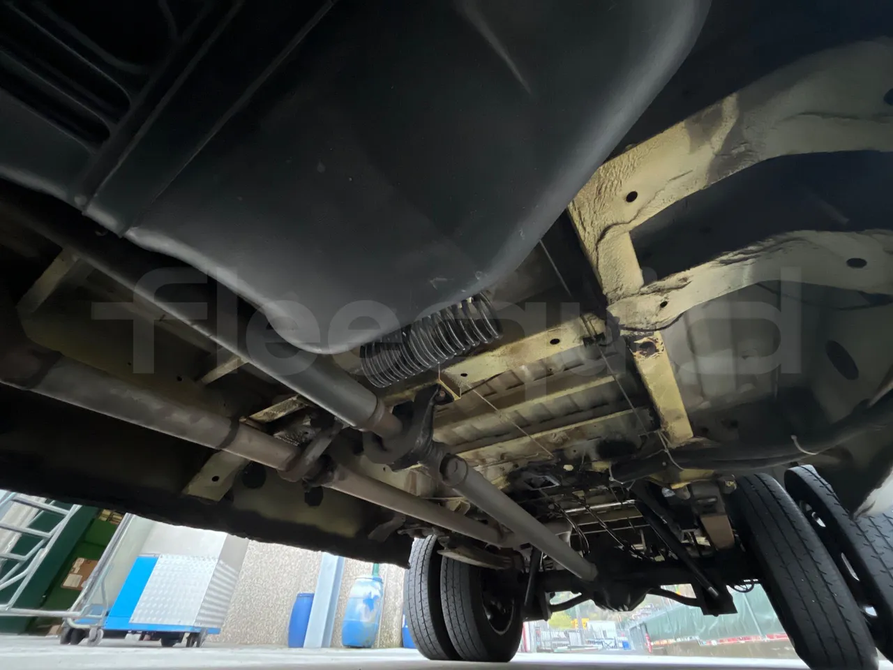 Mercedes-Benz Sprinter AGMB 413CDI - Euro 3 - 95 kW - 6.595 mt - central undercarriage photo