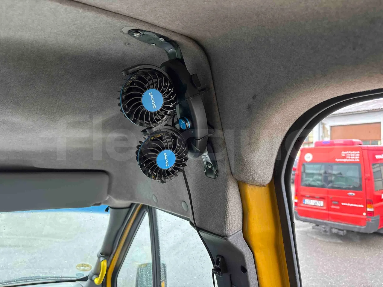 Ford Transit FCDYDOFA - Euro3 - 92kW - 6.374mt - onboard devices 1