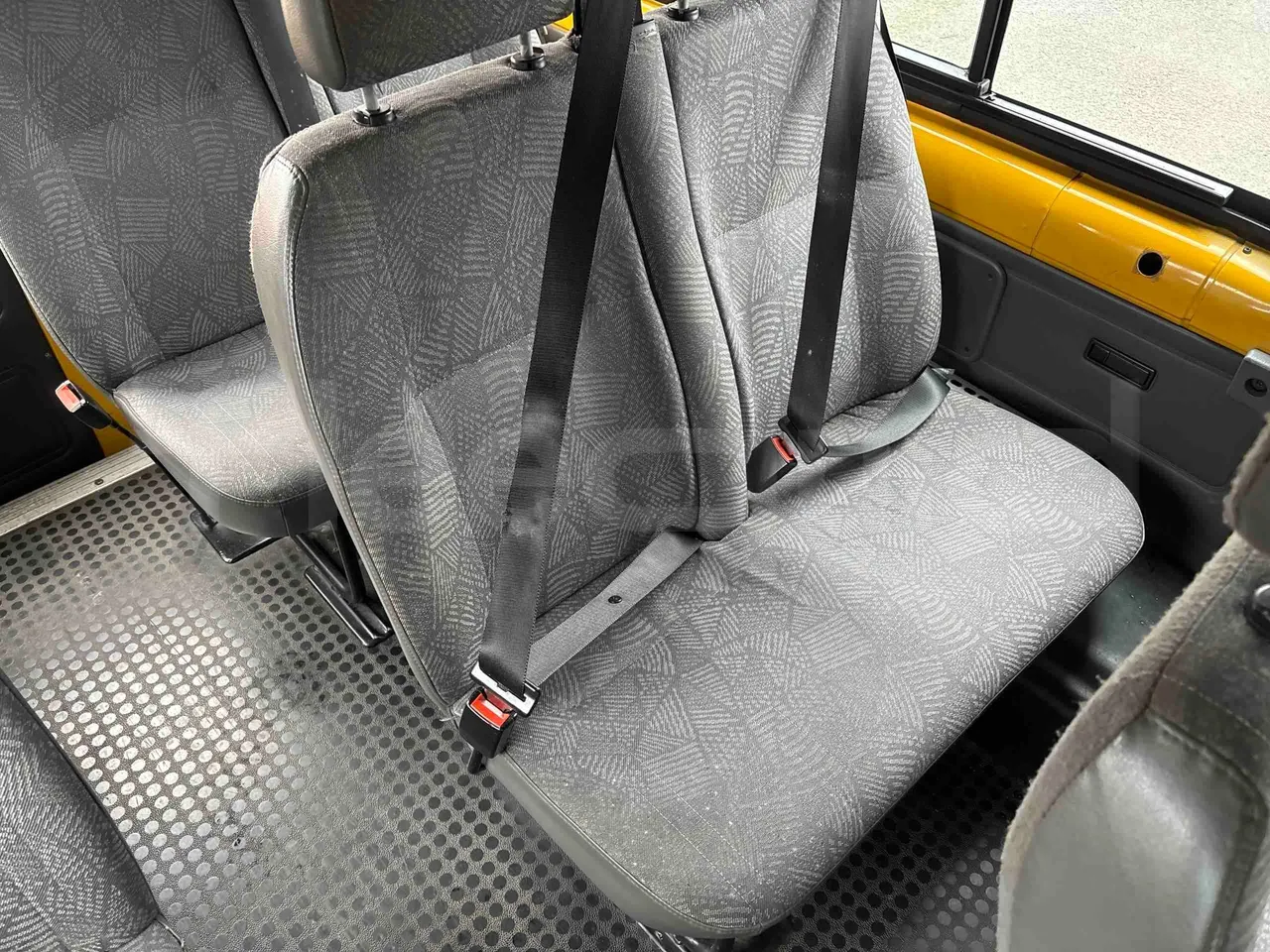 Ford Transit FCDYDOFA - Euro3 - 92kW - 6.374mt - central seat safety belt