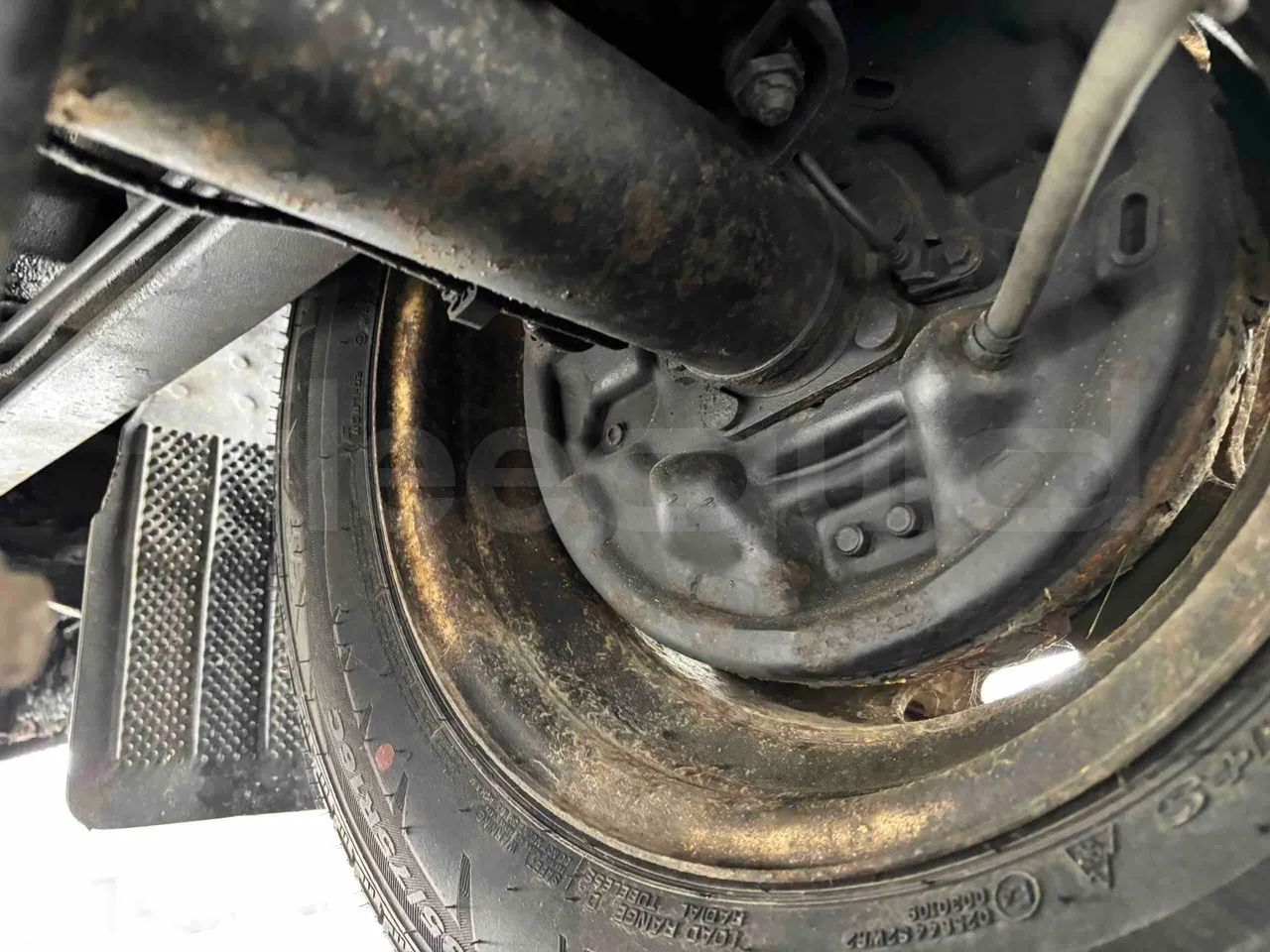 Ford Transit FCDYDOFA - Euro3 - 92kW - 6.374mt - axle 2 discs left