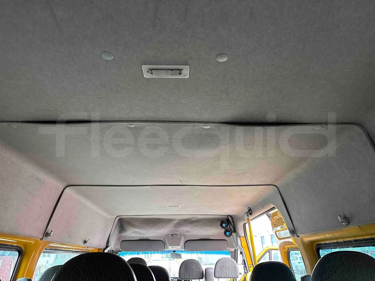 Ford Transit FCDYDOFA - Euro3 - 92kW - 6.374mt - overhead compartments photo