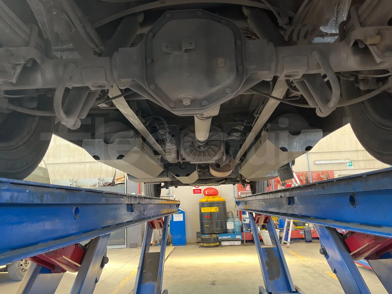 Iveco Daily 50C14N - EUR6 - 100kW - 7.729m - central axle (18m)