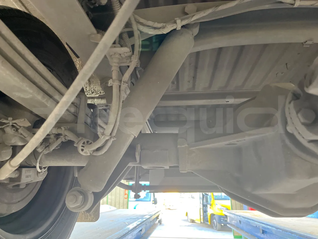 Iveco Daily 50C14N - EUR6 - 100kW - 7.729m - axle 2 shock absorbers 2 left